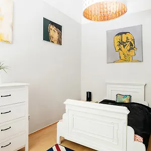 Wind Queen With Air Condition Apartment Budapest